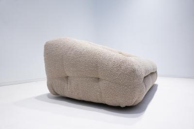Mid Century Modern Sofa in Beige Boucle