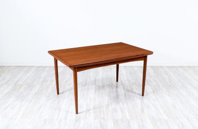 Mid Century Modern Teak Expanding Draw Leaf Dining Table