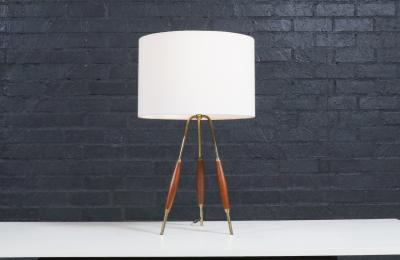 Mid Century Modern Tripod Brass Walnut Table Lamp