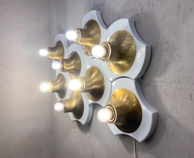 Mid Century Modern Wall Sconce in Wood Brass