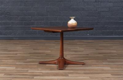 Mid Century Modern Walnut Pedestal Side Table w Star Base