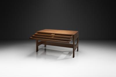 Mid Century Modern Writing Desk with Integrated Drawers Italy 1960s