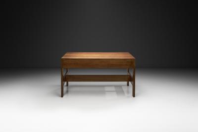 Mid Century Modern Writing Desk with Integrated Drawers Italy 1960s