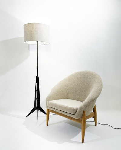 Mid Century Modern Wrought Iron Tripod Floor Lamp