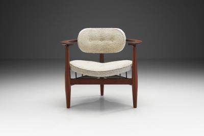 Mid Century Tripod Shell Armchair Europe ca 1960s