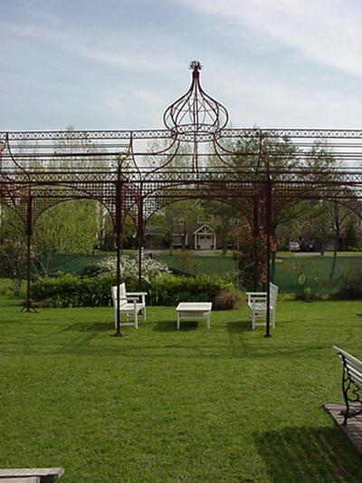Mid Victorian Moorish wrought cast iron pergola or decorative garden structure