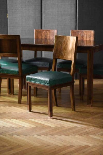 Midcentury Living Room Table w Black Glass Top and Six Chairs