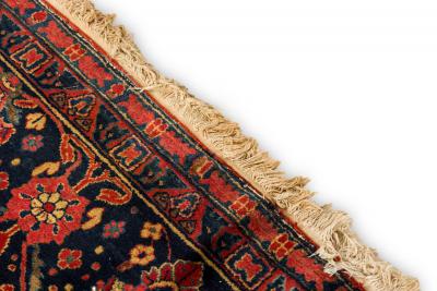 Middle Eastern Persian Sarouk style wool carpet