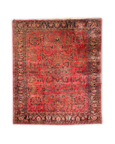 Middle Eastern Persian Sarouk style wool carpet