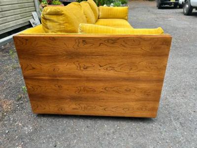 Milo Baughman Fantastic Milo Baughman style Rosewood Case Sofa Mid Century Modern