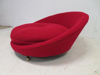 Milo Baughman Large Scale Milo Baughman Round Circular Chaise Lounge Chair Mid Century Modern
