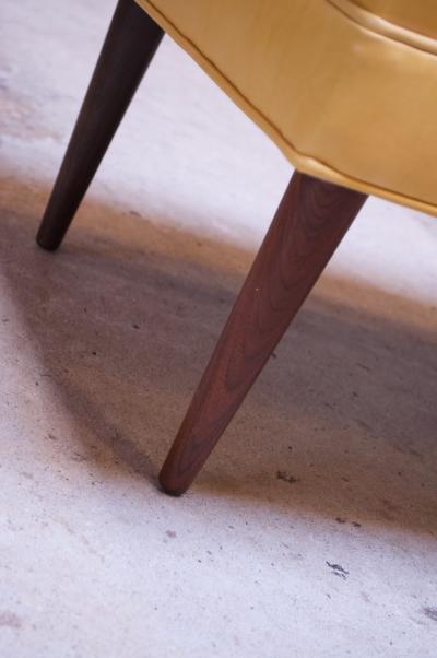 Milo Baughman Leather and Walnut Milo Baughman for James Inc Lounge Chair and Ottoman