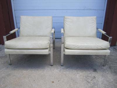 Milo Baughman Lovely Pair of Milo Baughman Chrome Cube Chairs Mid Century Modern