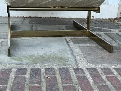 Milo Baughman MODERN BRASSTONE METAL FRAMED CHAISE LOUNGE IN THE MANNER OF MILO BAUGHMAN