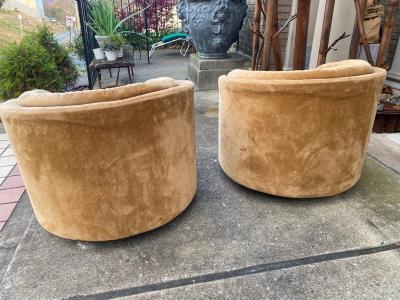 Milo Baughman MODERN PAIR OF BUTTON TUFTED SWIVEL CHAIRS