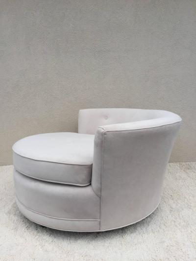 Milo Baughman Milo Baughman Extra Large Circular Two Seat Club Chair