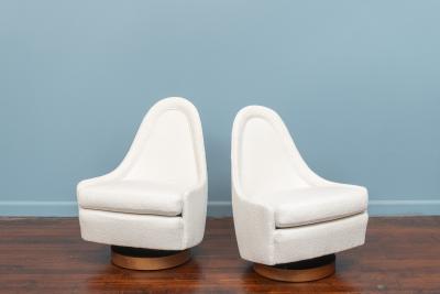 Milo Baughman Milo Baughman Petite Swivel Tilt Lounge Chairs for Thayer Coggin
