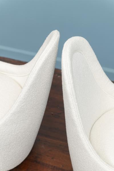 Milo Baughman Milo Baughman Petite Swivel Tilt Lounge Chairs for Thayer Coggin