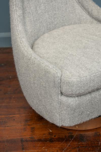 Milo Baughman Milo Baughman Petite Swivel and Tilt Lounge Chairs for Thayer Cogin