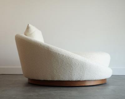Milo Baughman Milo Baughman Satellite Chaise Lounge in Boucle and Walnut C 1970s