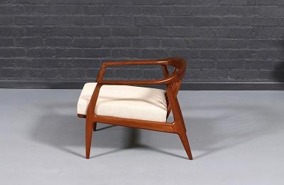 Milo Baughman Milo Baughman Sculpted Walnut Lounge Chair for Thayer Coggin