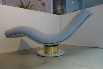 Milo Baughman Milo Baughman Swivel Chaise Lounge