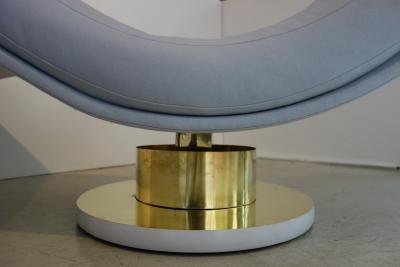 Milo Baughman Milo Baughman Swivel Chaise Lounge