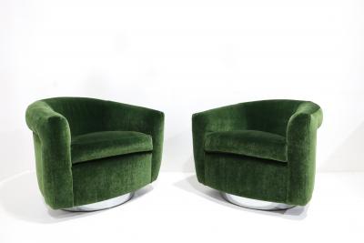 Milo Baughman Milo Baughman Tilt Swivel Lounge Chairs in Plush Green Mohair 1970s