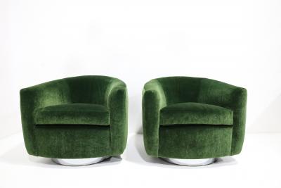 Milo Baughman Milo Baughman Tilt Swivel Lounge Chairs in Plush Green Mohair 1970s