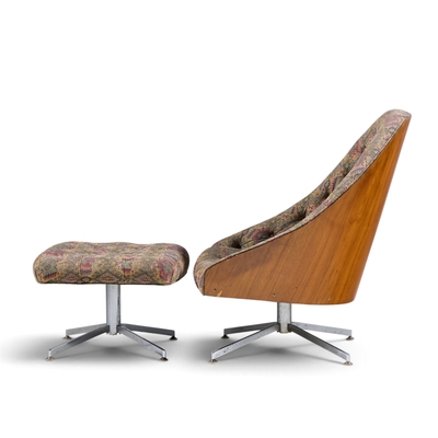 Milo Baughman Milo Baughman for Thayer Coggin Walnut and Chrome Tufted Lounge Chair Ottoman