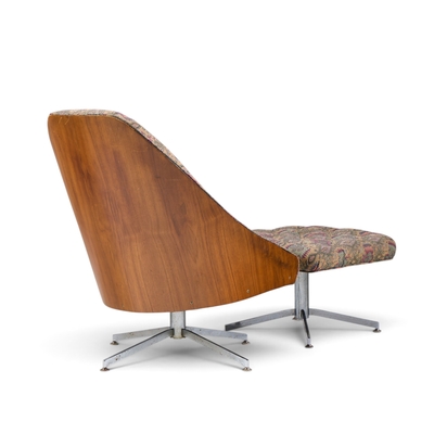 Milo Baughman Milo Baughman for Thayer Coggin Walnut and Chrome Tufted Lounge Chair Ottoman