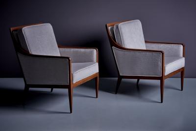 Milo Baughman Newly upholstered Pair of Light Gray Milo Baughman Lounge or Arm Chairs 1950s