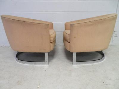 Milo Baughman Nice Pair of Milo Baughman Style Chrome Base Barrel Back Chairs