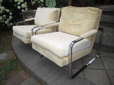 Milo Baughman Pair Rounded Polished Steel Flat Bar Frame Lounge Chairs Milo Baughman