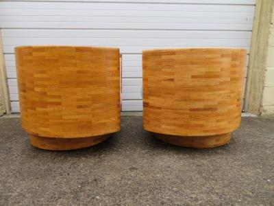 Milo Baughman Pair of Butcher Block Milo Baughman Style Barrel Back Lounge Chairs Mid Century
