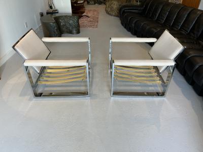 Milo Baughman Pair of Lounge Chairs by Milo Baughman