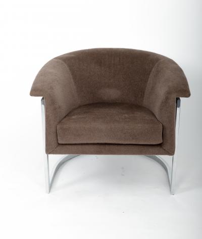 Milo Baughman Pair of Lounge Chairs in the style of Milo Baughman
