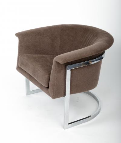 Milo Baughman Pair of Lounge Chairs in the style of Milo Baughman