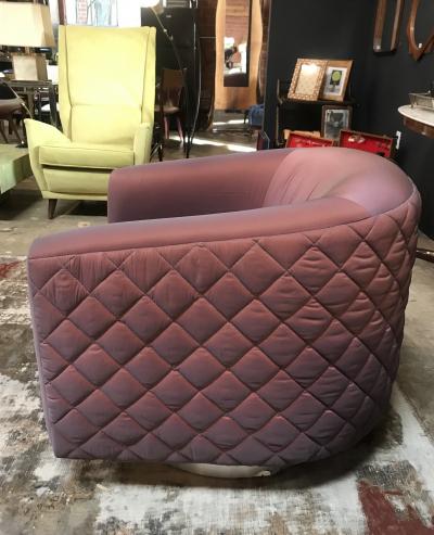 Milo Baughman Pair of Mid Century Modern Milo Baughman style Swivel Club Chairs Platform Base 