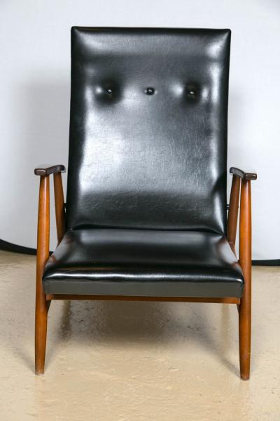 Milo Baughman Pair of Mid Century Modern Scandinavian Teak and Black Lounge Chairs