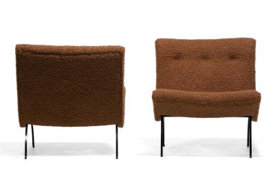 Milo Baughman Pair of Milo Baughman Scoop Chairs in Cocoa Boucl with Iron Legs c 1950s