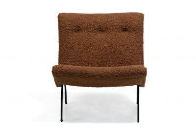 Milo Baughman Pair of Milo Baughman Scoop Chairs in Cocoa Boucl with Iron Legs c 1950s