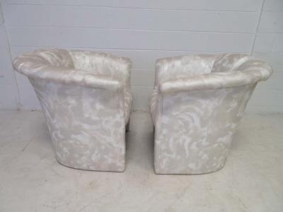 Milo Baughman Pair of Signed Milo Baughman Barrel Back Lounge Chairs Mid Century Modern