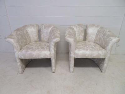 Milo Baughman Pair of Signed Milo Baughman Barrel Back Lounge Chairs Mid Century Modern