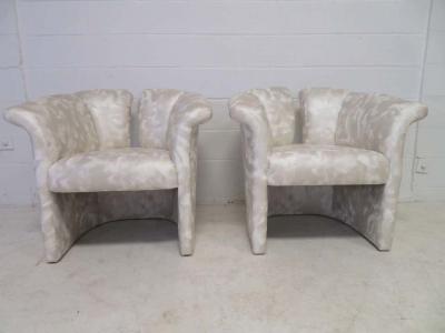 Milo Baughman Pair of Signed Milo Baughman Barrel Back Lounge Chairs Mid Century Modern