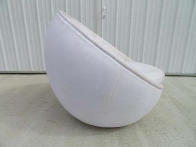 Milo Baughman Stunning Egg Swivel Chair by Milo Baughman for Thayer Coggin