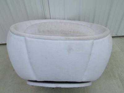 Milo Baughman Stunning Egg Swivel Chair by Milo Baughman for Thayer Coggin