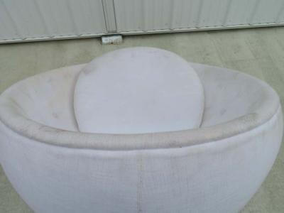 Milo Baughman Stunning Egg Swivel Chair by Milo Baughman for Thayer Coggin