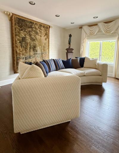 Milo Baughman Stunning Milo Baughman style Circular Curved Sofa Mid Century Modern