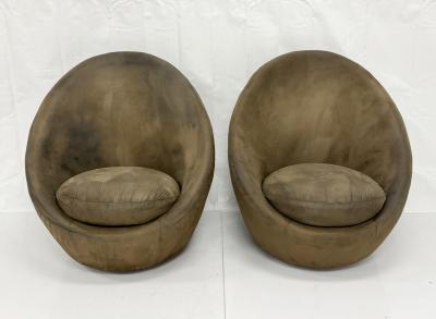 Milo Baughman Vintage Pair Milo Baughman for Thayer Coggin Swivel Egg Lounge Chairs USA 1960s